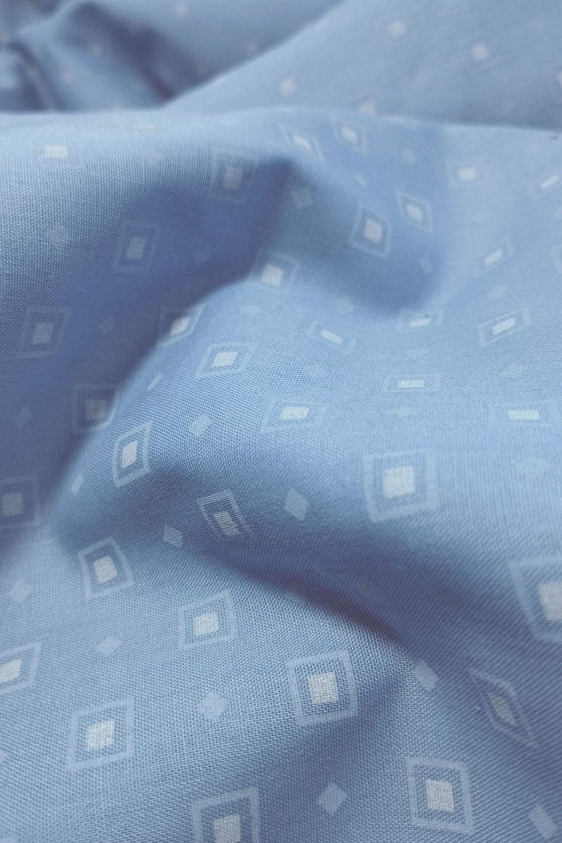 SQUARE SHADE DOT PATTERNED