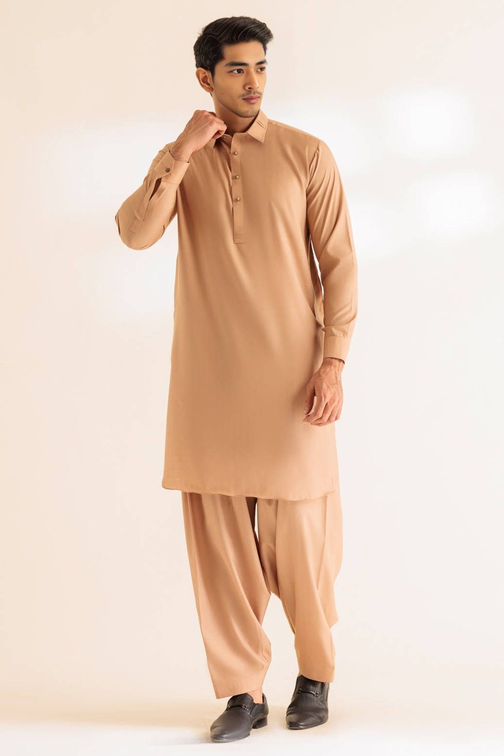 SANDSTONE TRADITIONAL SUIT