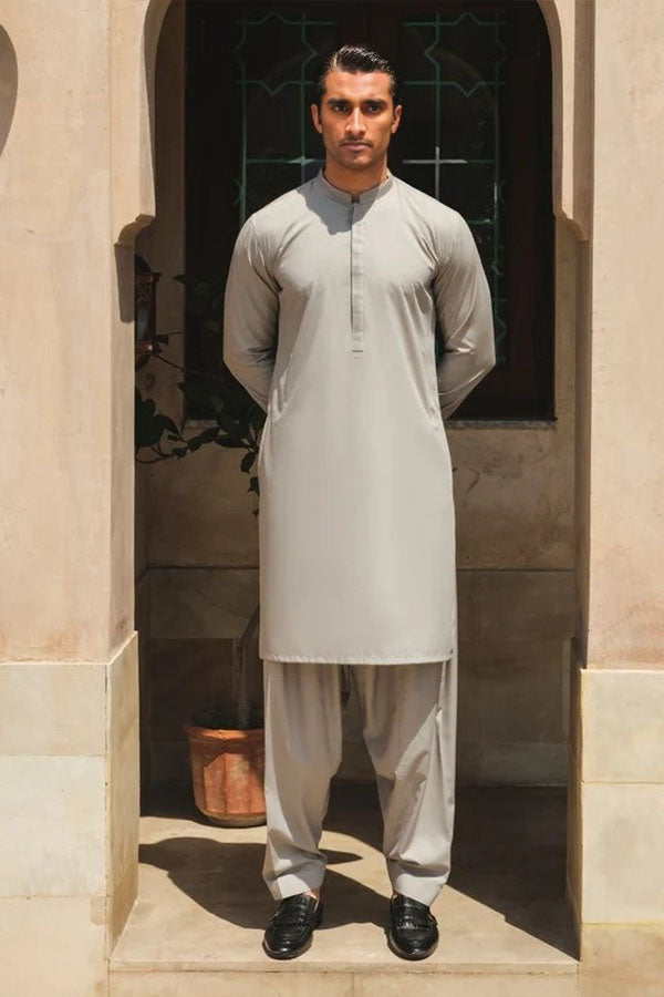 CLASSIC ELEGANCE: KURTA SHALWAR