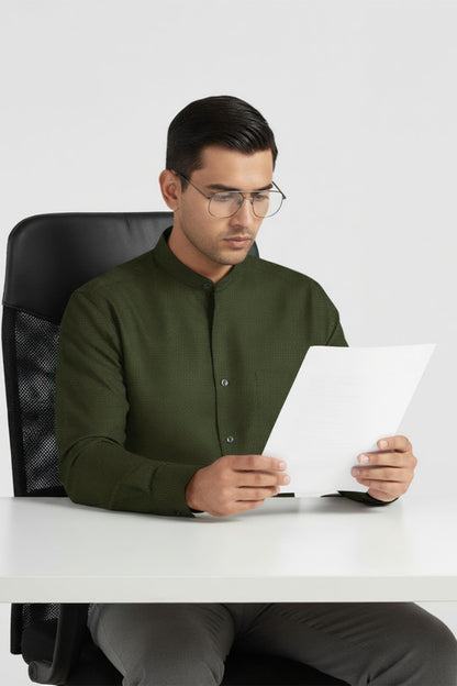 THE HUNTER GREEN BUSSINESS SHIRT