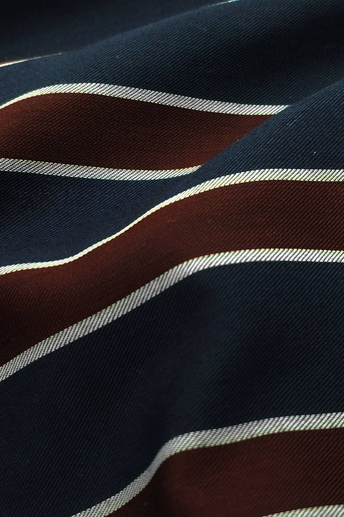 SIGNATURE NAVY MAROON STRIPE EXECUTIVE