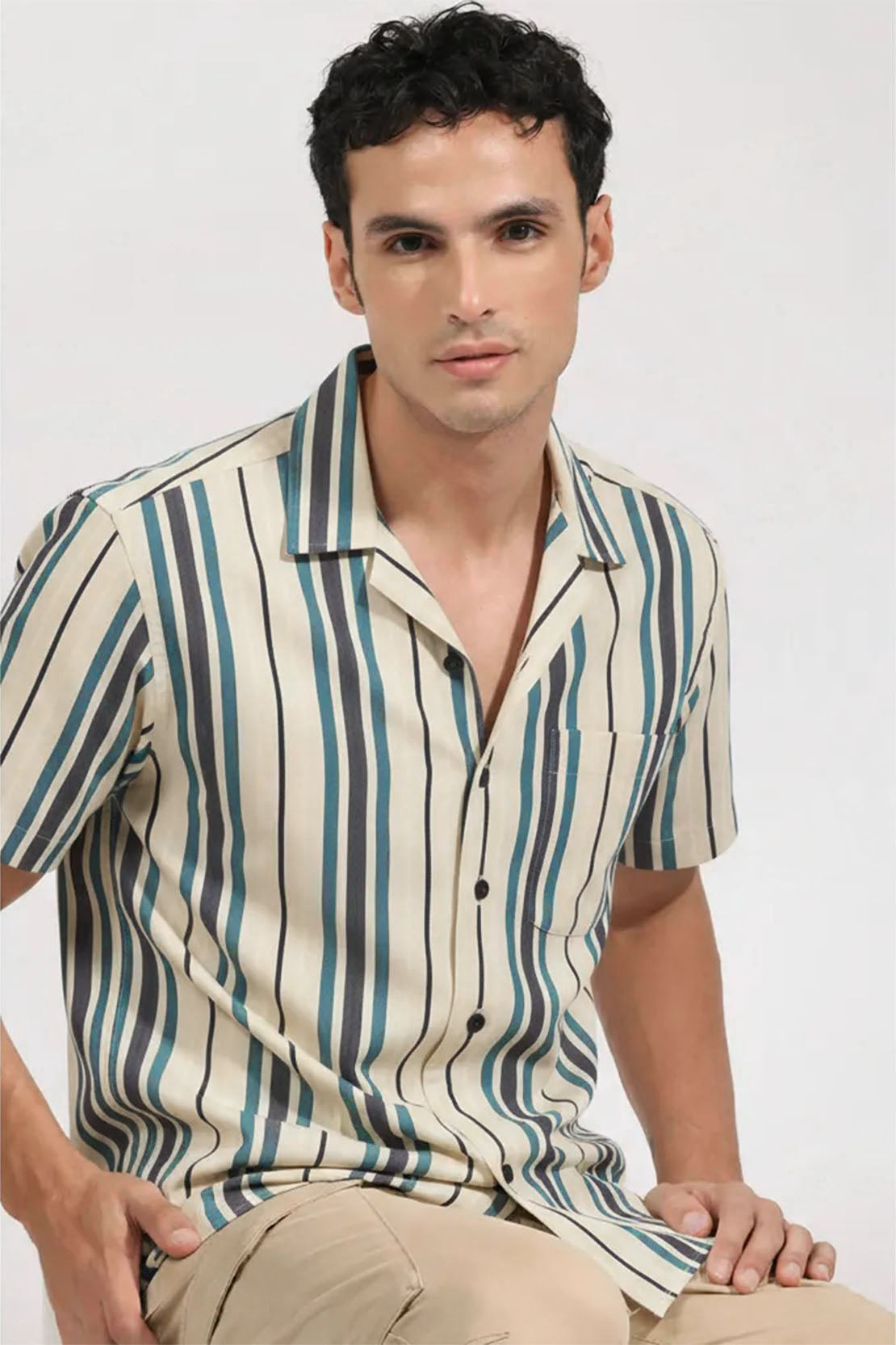 DUAL-TONE VERTICAL STRIPE SHIRT