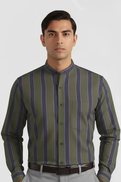 ELEGANT SHIRT IN DEEP HUES