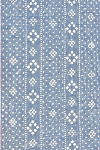 INTRICATE PRINT BLUE SHIRT