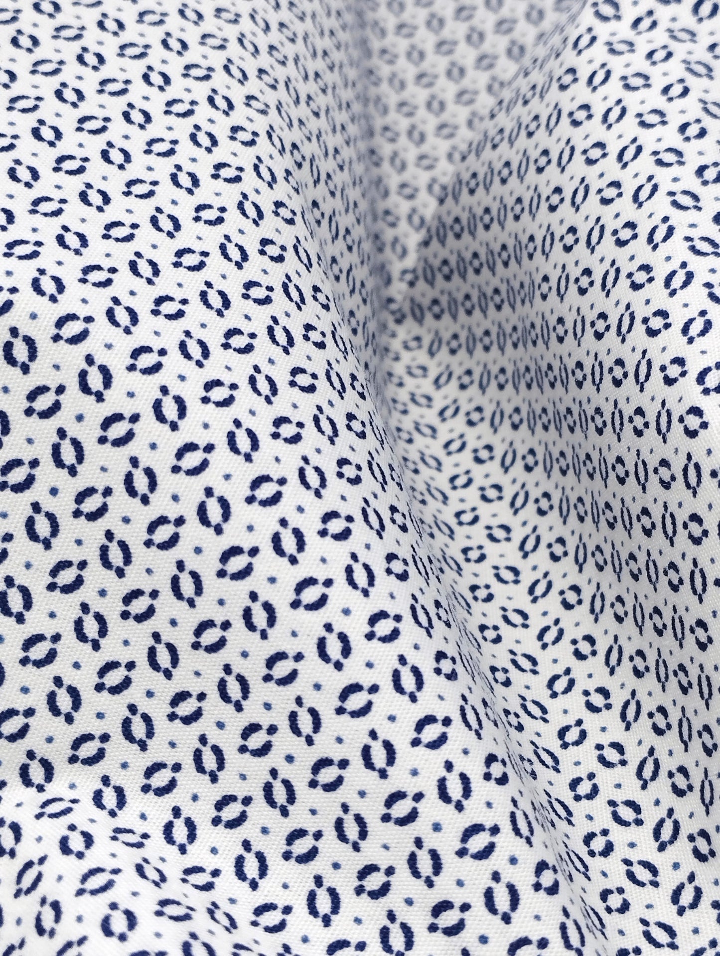 DOT CUBAN PATTERN SHIRT