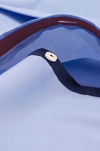 PALE SKY REFINED ACCENT SHIRT